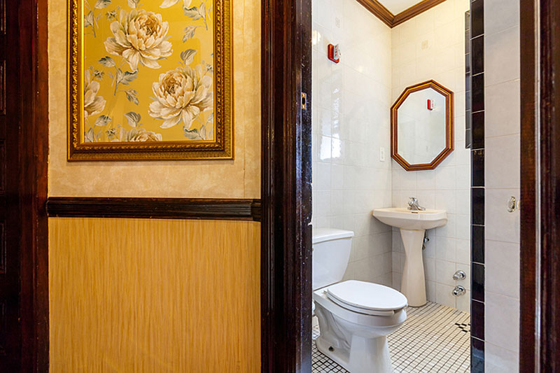 Standard Single Shared Bathroom